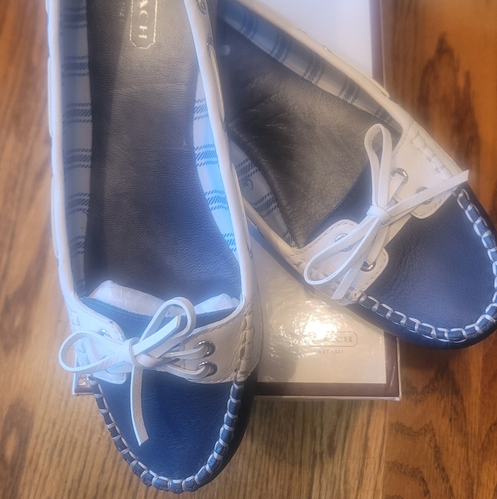Coach Blue White Bow Tie Leather Boat Flats Loafers Drivers Shoes
